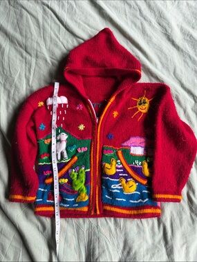 Alpaca Red Hooded Children's Zip Cardigan with Playful Animal Appliqués
